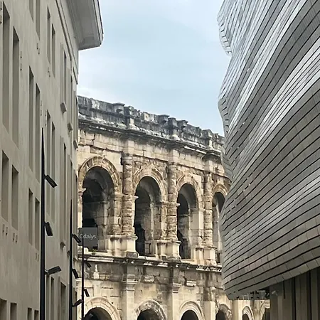 Entier 1 A 4 Personnes Au Calme Avec Parking Gratuit Appartement